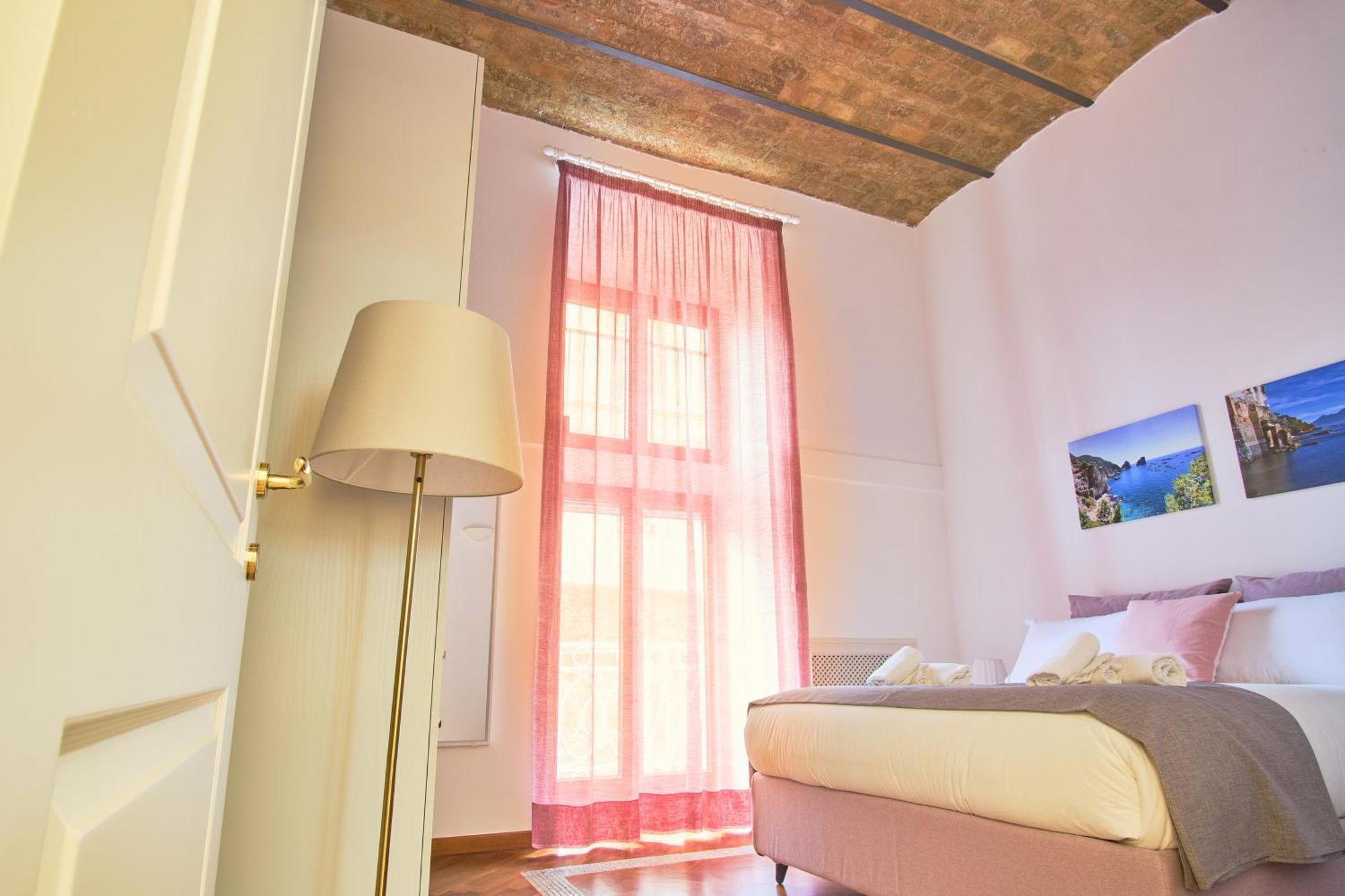 Pink Star Napoli Luxury Apartment Ngoại thất bức ảnh